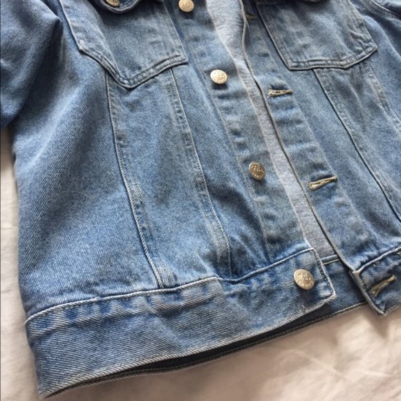 Women’s Vintage Denim/Jean Jacket - Picture 3 of 7